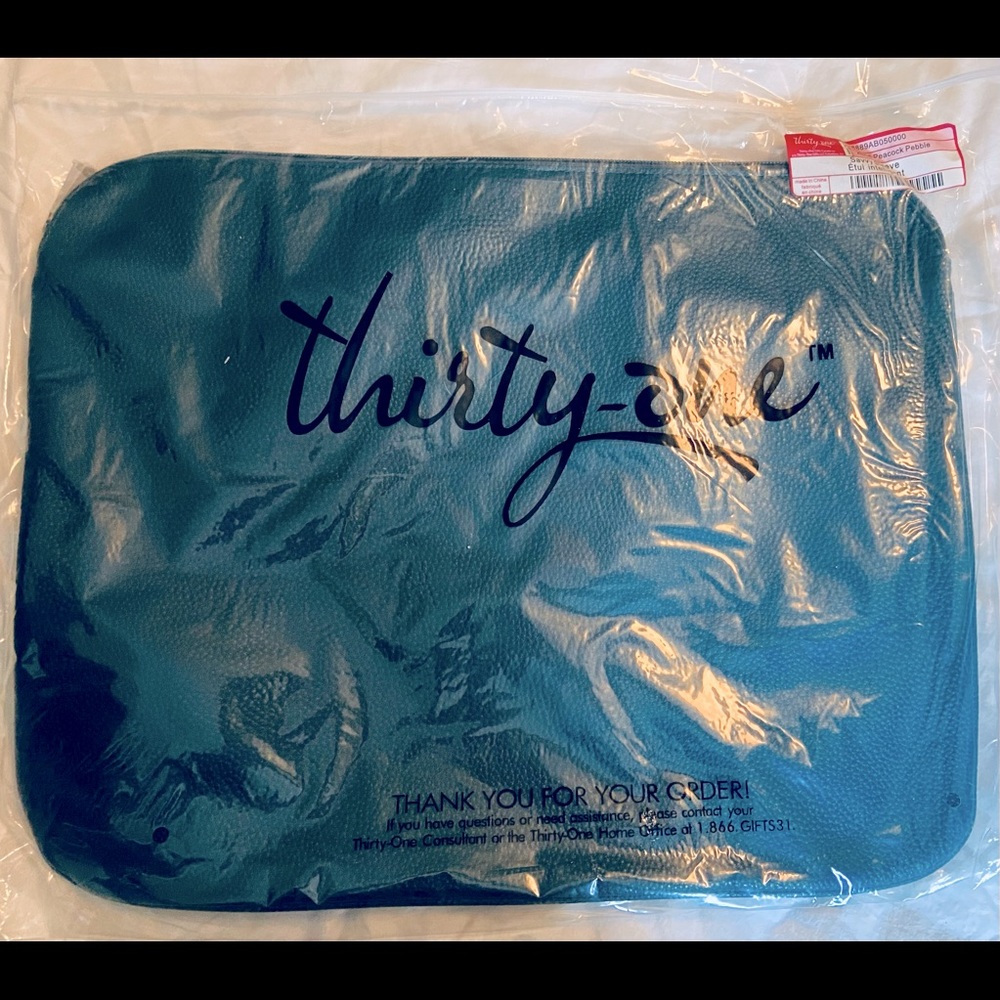 Thirty-One Savvy Sleeve